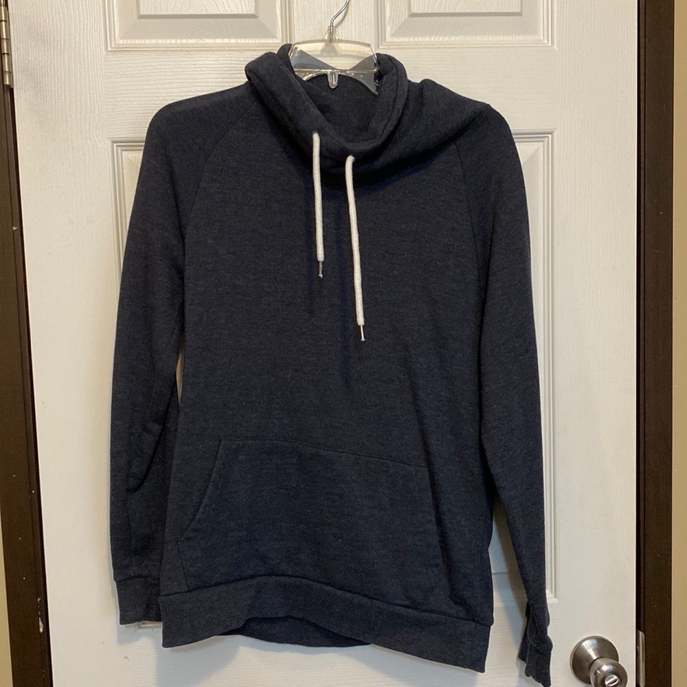Forever 21 men’s size small sweatshirt